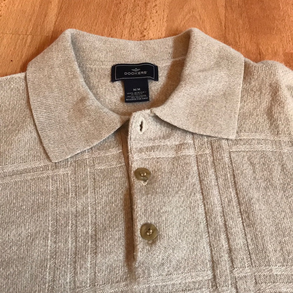 Long Sleeve Dockers !!! SIZE MEDIUM